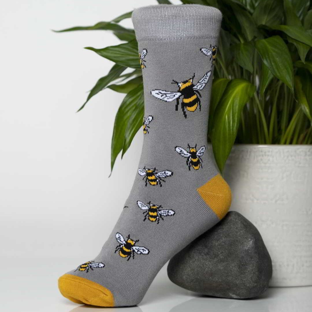 bumble bee bamboo breathable, anti-stink socks