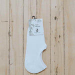 White bamboo no show sport socks, breathable