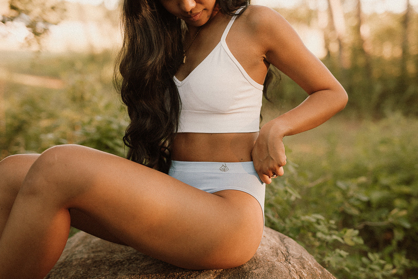 Seamless vs. Cotton Underwear: Which Is Right for You?